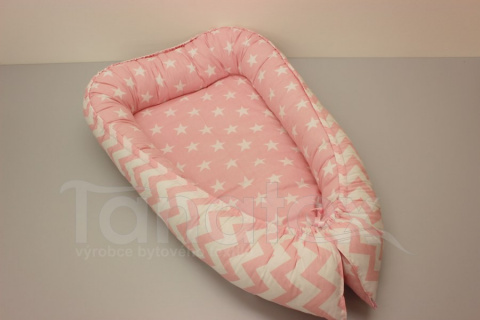 Hnízdečko pro miminko cik cak růžová - hvězdy